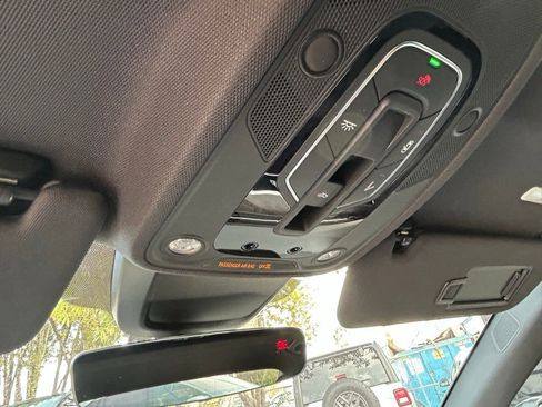 Used 2022 Audi A6 Premium Plus w/ Premium Plus Package image 27