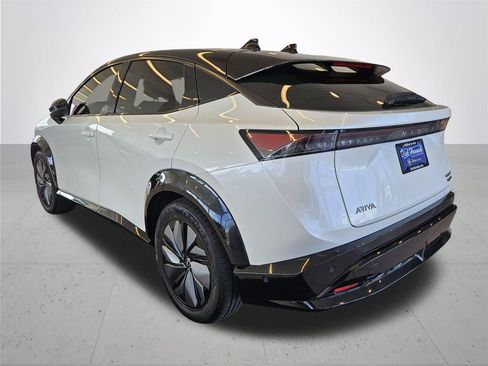 Used 2023 Nissan Ariya image 10