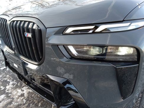 Used 2023 BMW X7 M60i w/ Executive Package image 7