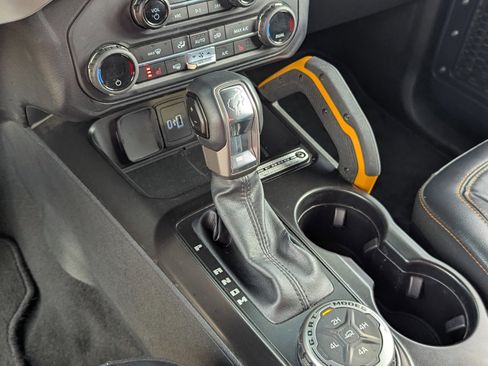 Used 2023 Ford Bronco Badlands w/ Sasquatch Package image 31