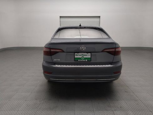 Used 2021 Volkswagen Jetta SE w/ SE Cold Weather Package image 6