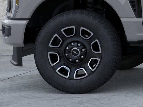 New 2025 Ford F350 Platinum image 19