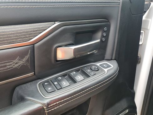 Used 2021 RAM 2500 Limited image 29