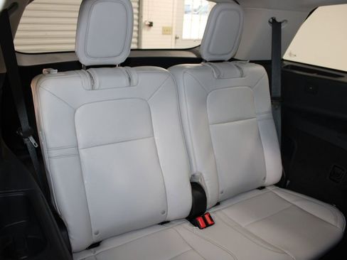 New 2025 Lincoln Aviator Premiere w/ Equipment Group 101A image 33