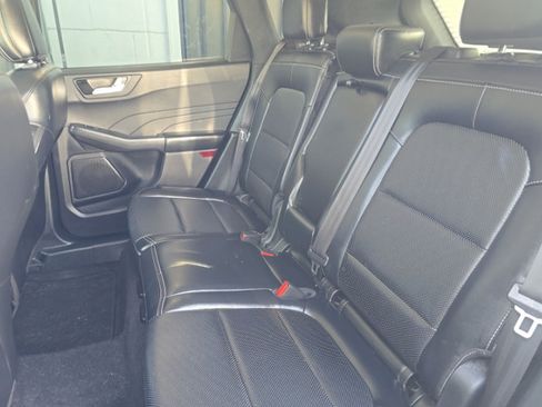 Used 2021 Ford Escape Titanium AWD/4WD image 7