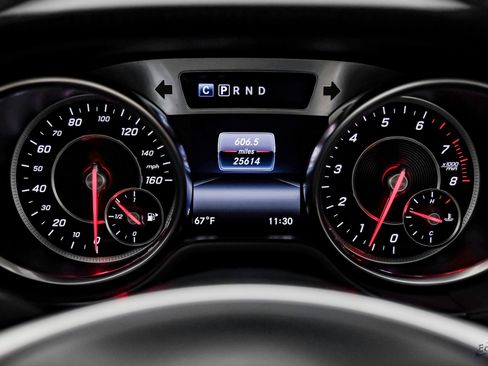 Used 2017 Mercedes-Benz SL 550 image 78