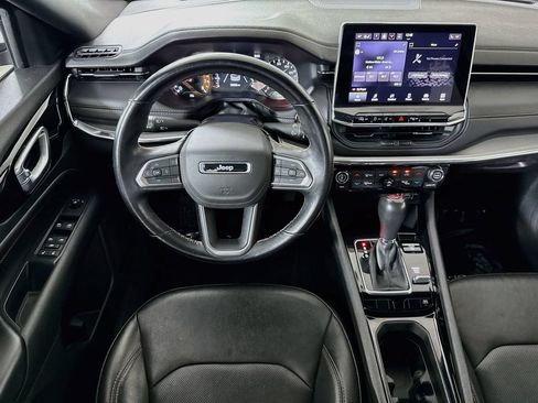 Used 2022 Jeep Compass Limited AWD/4WD image 4