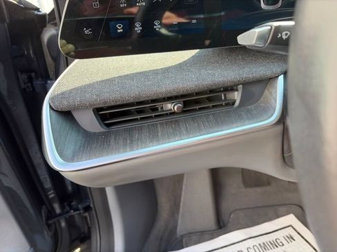 Used 2024 Lucid Air Touring AWD/4WD image 18