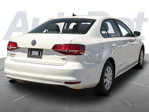 Used 2016 Volkswagen Jetta S FWD image 3