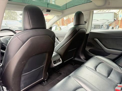 Used 2020 Tesla Model 3 Long Range image 13