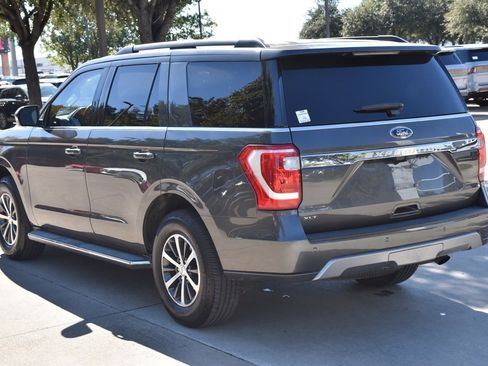 Used 2020 Ford Expedition XLT w/ Equipment Group 202A image 10