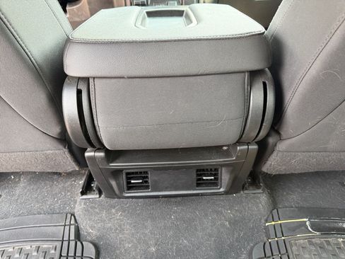 Used 2022 Chevrolet Silverado 1500 Custom AWD/4WD image 30