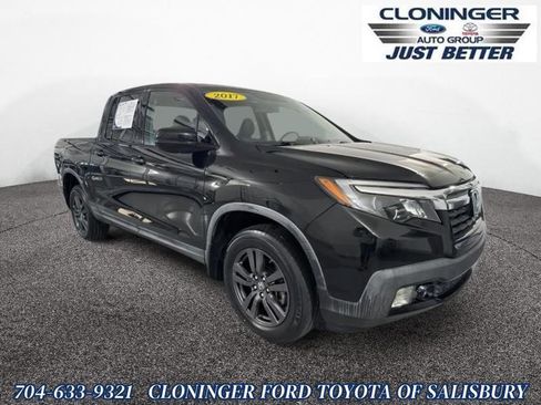 Used 2017 Honda Ridgeline Sport image 1