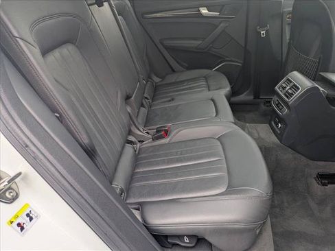 Used 2019 Audi Q5 2.0T Premium Plus w/ Premium Plus Package AWD/4WD image 21