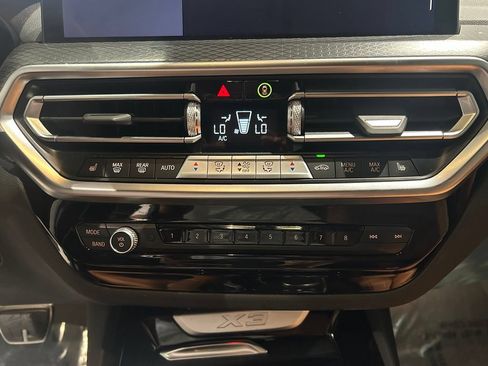 Used 2023 BMW X3 xDrive30i w/ M Sport Package AWD/4WD image 25