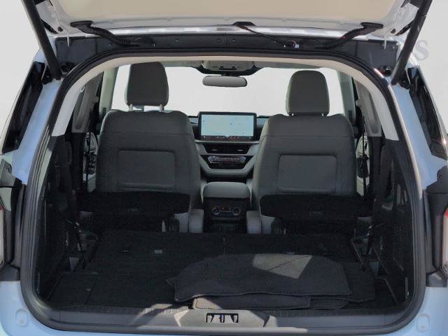 Certified 2025 Ford Explorer Active w/ Active Comfort Package RWD image 5