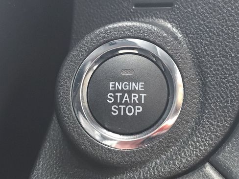 Certified 2025 Subaru Outback Limited w/ Popular Package #2 image 28