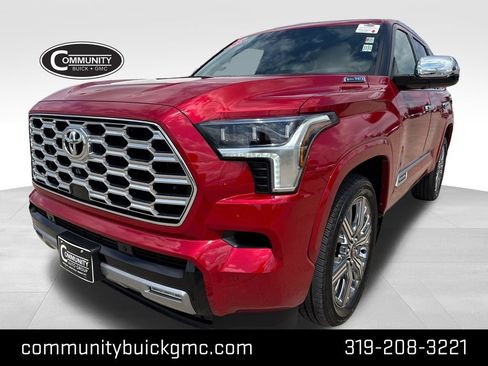 Used 2025 Toyota Sequoia Capstone AWD/4WD image 1