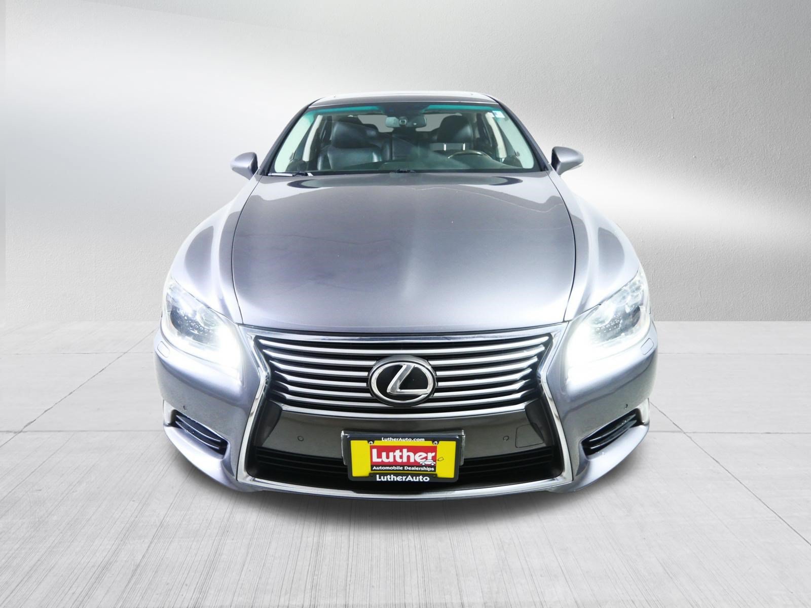 Used 2013 Lexus LS 460 L AWD/4WD image 2
