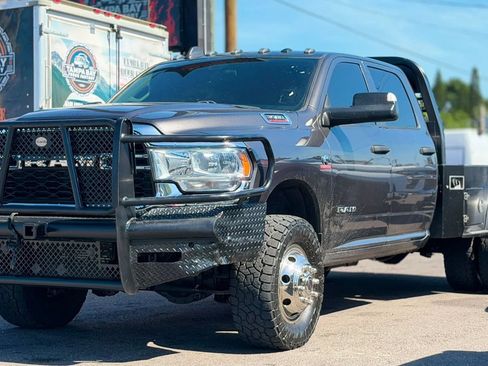 Used 2020 RAM 3500 Tradesman AWD/4WD image 4