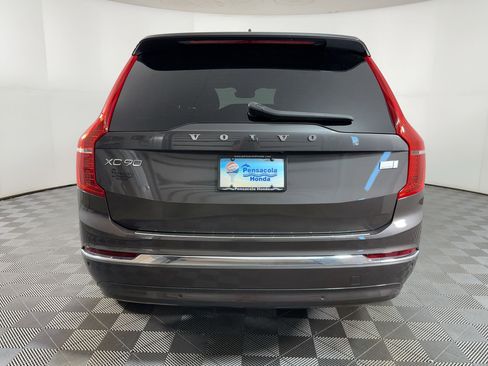 Used 2023 Volvo XC90 T8 Ultimate image 9