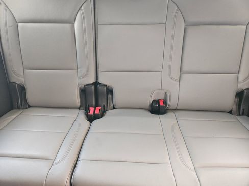Used 2024 Chevrolet Tahoe LT RWD image 29