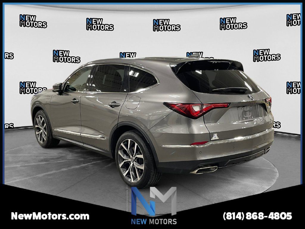 Used 2022 Acura MDX w/ Technology Package AWD/4WD image 3