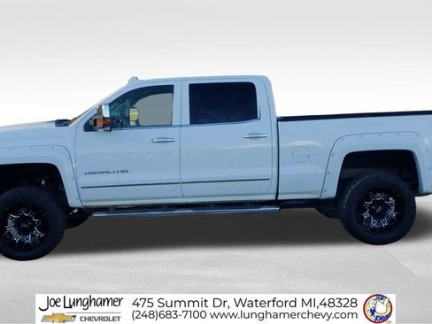 Used 2015 GMC Sierra 2500 Denali image 6