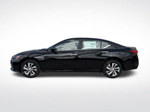 New 2025 Nissan Altima 2.5 S image 2