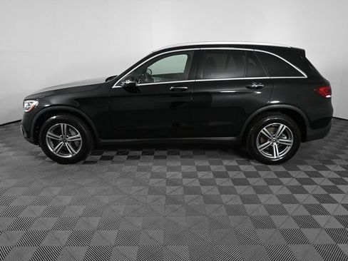 Certified 2022 Mercedes-Benz GLC 300 image 3