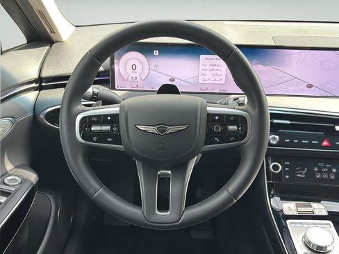 Certified 2026 Genesis GV70 2.5T AWD/4WD image 21