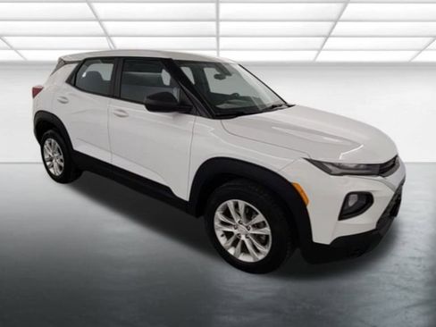 Used 2021 Chevrolet TrailBlazer LS image 9