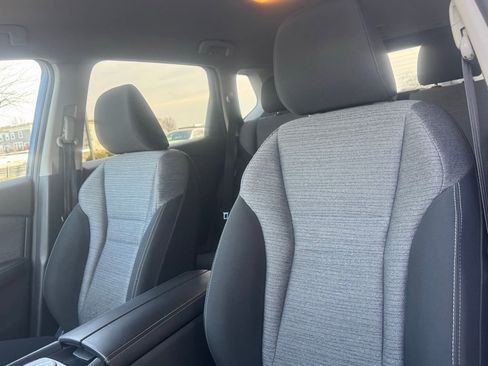 Used 2021 Nissan Rogue S image 15