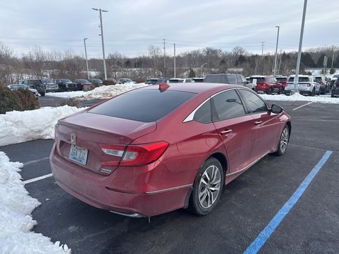 Used 2019 Honda Accord Touring image 4