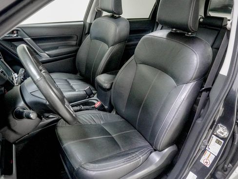 Used 2018 Subaru Forester 2.5i Touring image 19