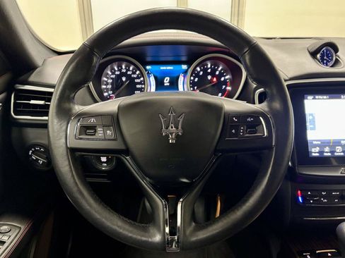 Used 2017 Maserati Ghibli S RWD image 23