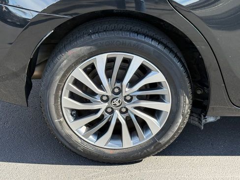 Used 2017 Toyota Corolla XLE w/ Carpet Mat Package (TMS) image 14