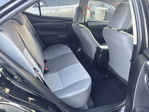 Used 2016 Toyota Corolla L image 12