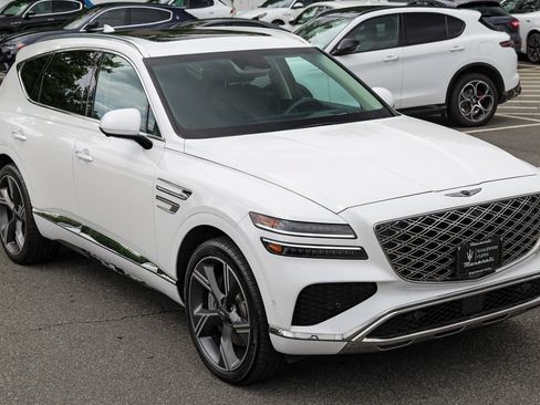 Used 2025 Genesis GV80 3.5T Prestige AWD/4WD image 9