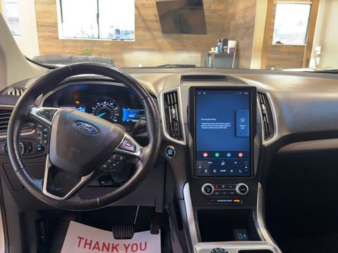 Used 2023 Ford Edge SEL w/ Cold Weather Package image 20