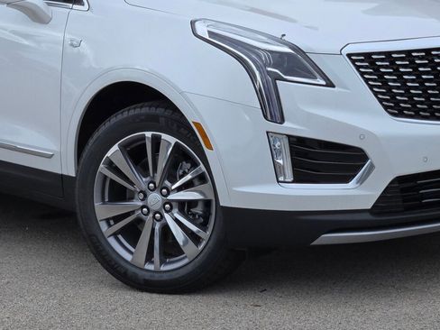 New 2025 Cadillac XT5 Premium Luxury FWD image 3