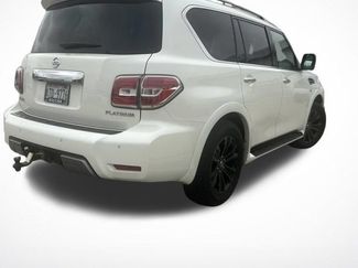 Used 2020 Nissan Armada Platinum w/ Captain's Chairs Package AWD/4WD video 3
