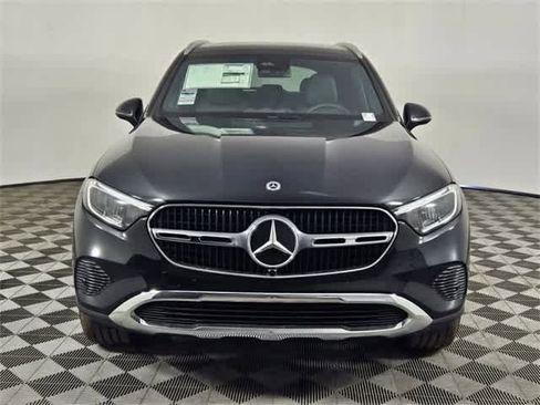 Certified 2025 Mercedes-Benz GLC 300 4MATIC image 8