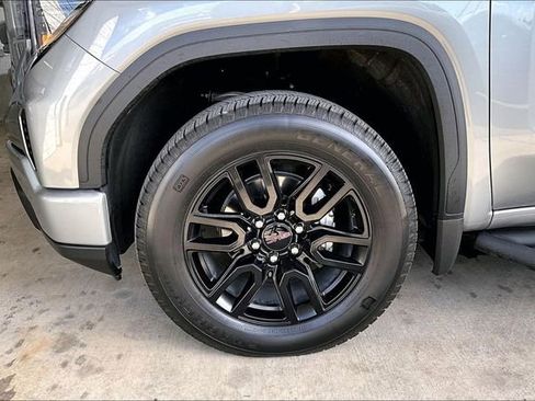 Used 2025 GMC Sierra 1500 Pro w/ Graphite Edition AWD/4WD image 27