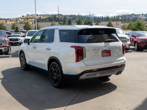 Used 2024 Hyundai Palisade SEL w/ Premium Package AWD/4WD image 5