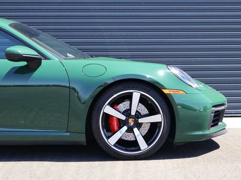 Used 2024 Porsche 911 Carrera S RWD image 12