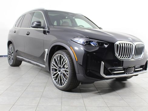 New 2026 BMW X5 xDrive40i w/ Climate Comfort Package AWD/4WD image 7