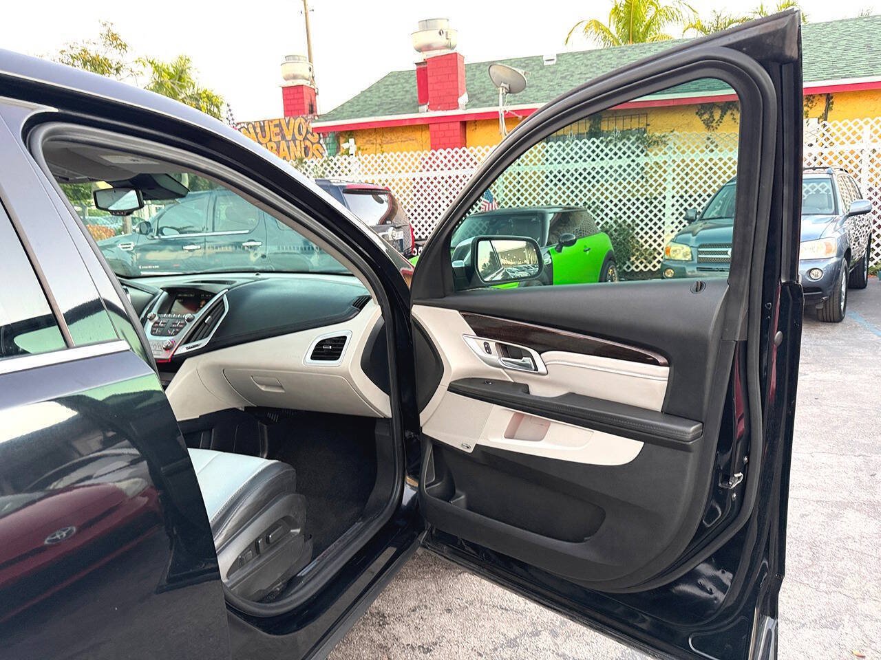 Used 2017 GMC Terrain Denali FWD image 32