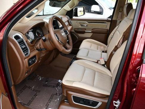 Used 2019 RAM 1500 Laramie RWD image 23
