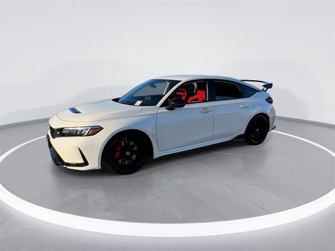 Certified 2025 Honda Civic Type R image 7